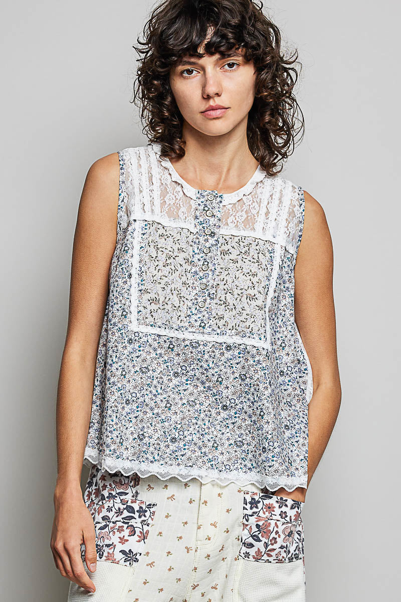 The Back-Detail Story: Spring 2026’s Quietest Statement of Romance