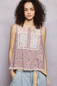 The Crochet Chapter: Spring 2026’s Hand-Hooked Thread and the Sun-Through-Loops Romance of Lace Made One Stitch at a Time